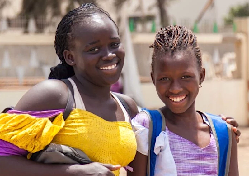 Adolescent girls in Senegal. Copyright © Sarah Farhat/World Bank